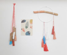 DIY with pieces of wood and tassels by Appelzee